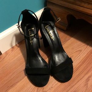 Lulus black heeled sandal